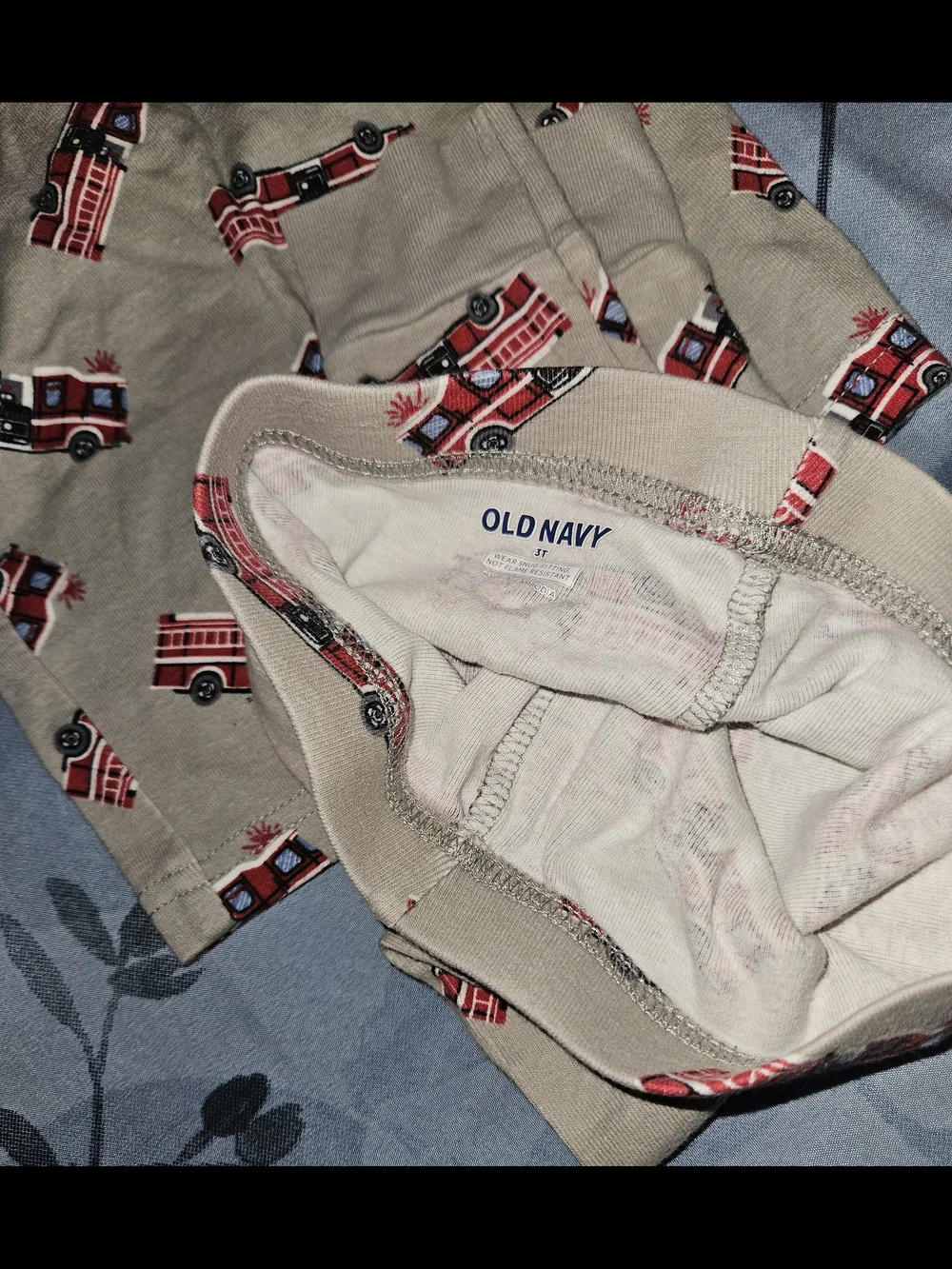 Old Navy Toddler Pajama Set with Red Fire Truck Print 3T